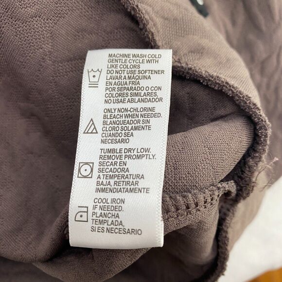 Juicy Couture Sport Jacquard Quilted Funnel Neck Top Pullover Plum Womens Medium - Picture 9 of 9